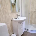 в центрі одеси біля дерибасівської вулиці та оперного театру Grotess דירה