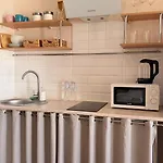 в центрі одеси біля дерибасівської вулиці та оперного театру Grotess דירה אודסה