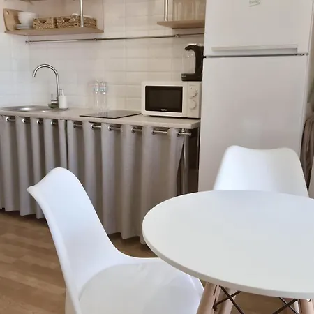 Appartamento в центрі одеси біля дерибасівської вулиці та оперного театру Grotess