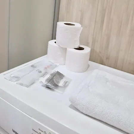 דירה в центрі одеси біля дерибасівської вулиці та оперного театру Grotess אודסה