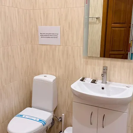в центрі одеси біля дерибасівської вулиці та оперного театру Grotess Апартаменти